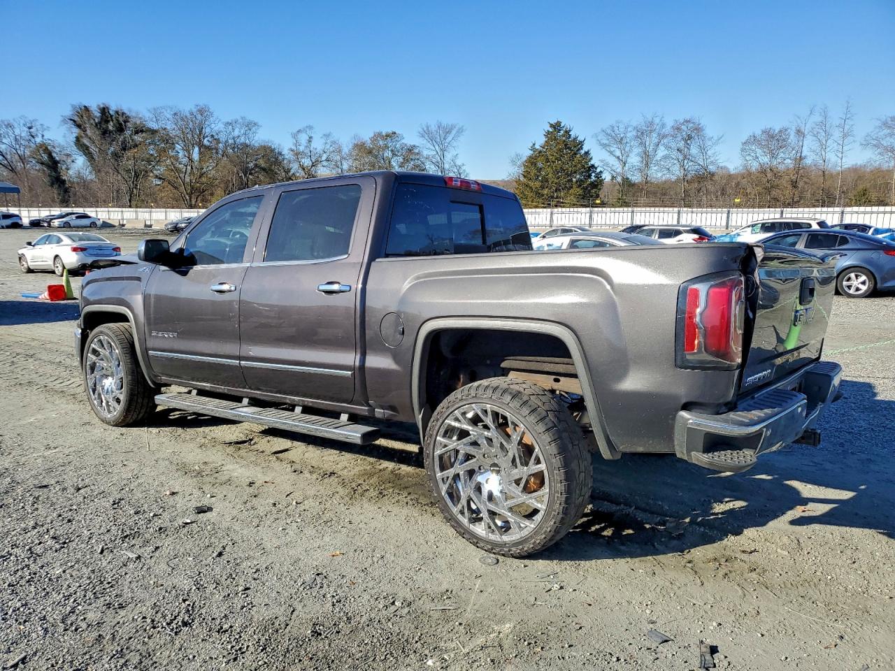 GMC Sierra K1500 Slt Image 8