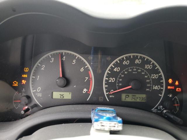 Toyota Corolla Base Image 9