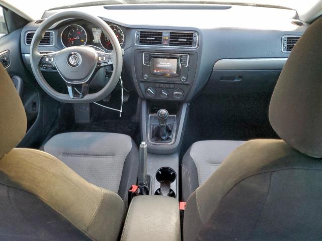 Volkswagen Jetta S Image 7