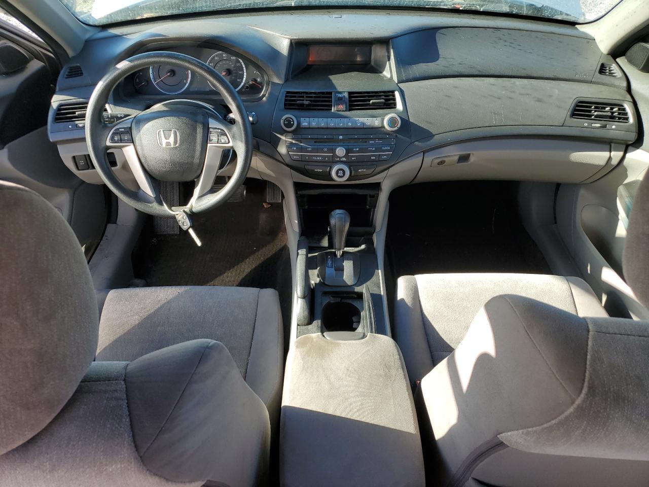 Honda Accord Lx Image 4