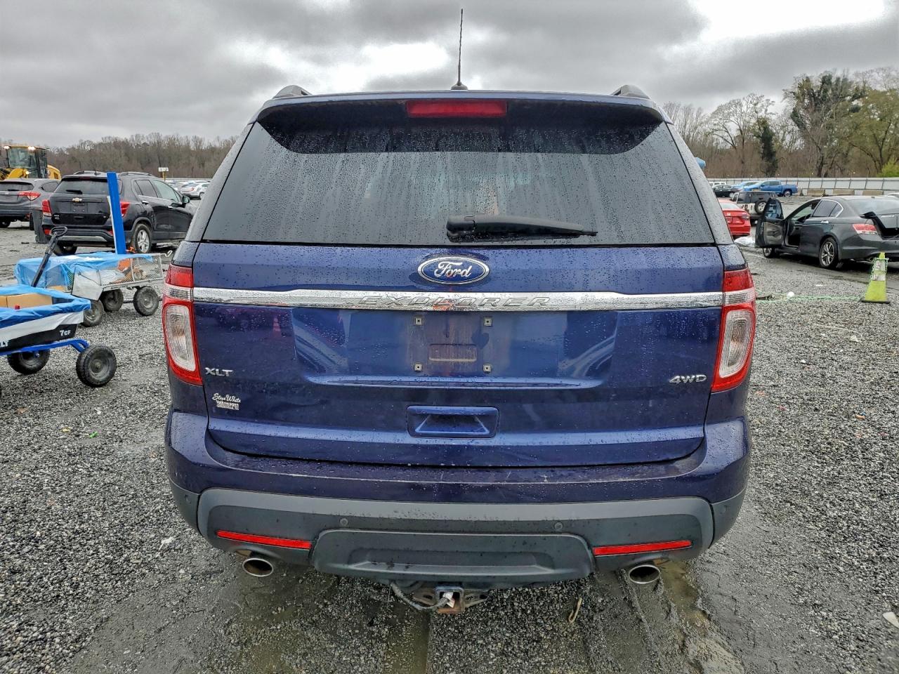Ford Explorer Xlt Image 2