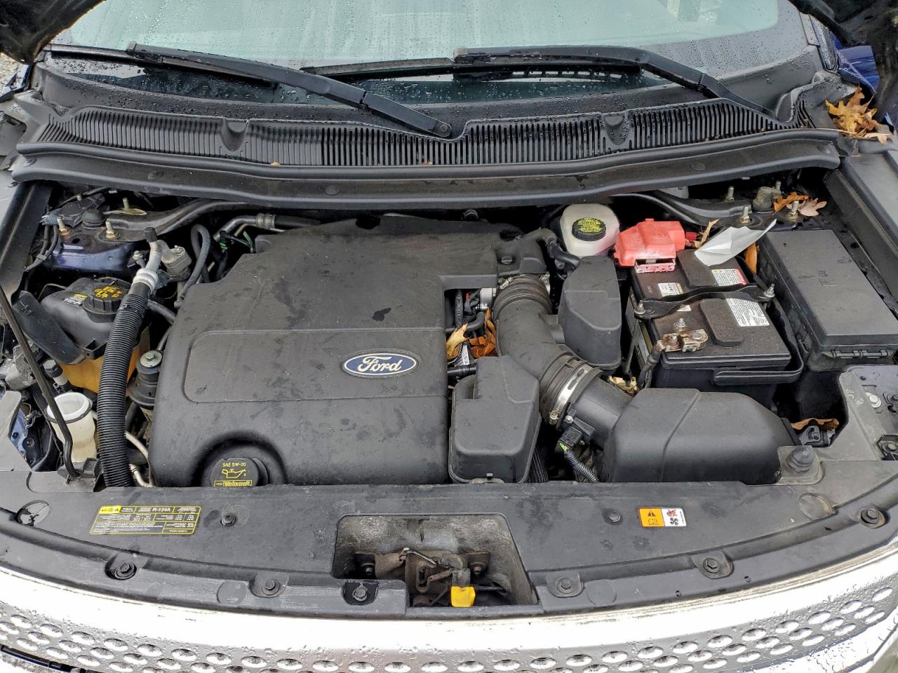 Ford Explorer Xlt Image 8