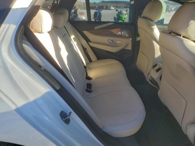 Mercedes-Benz E-Class 400 4matic Image 6