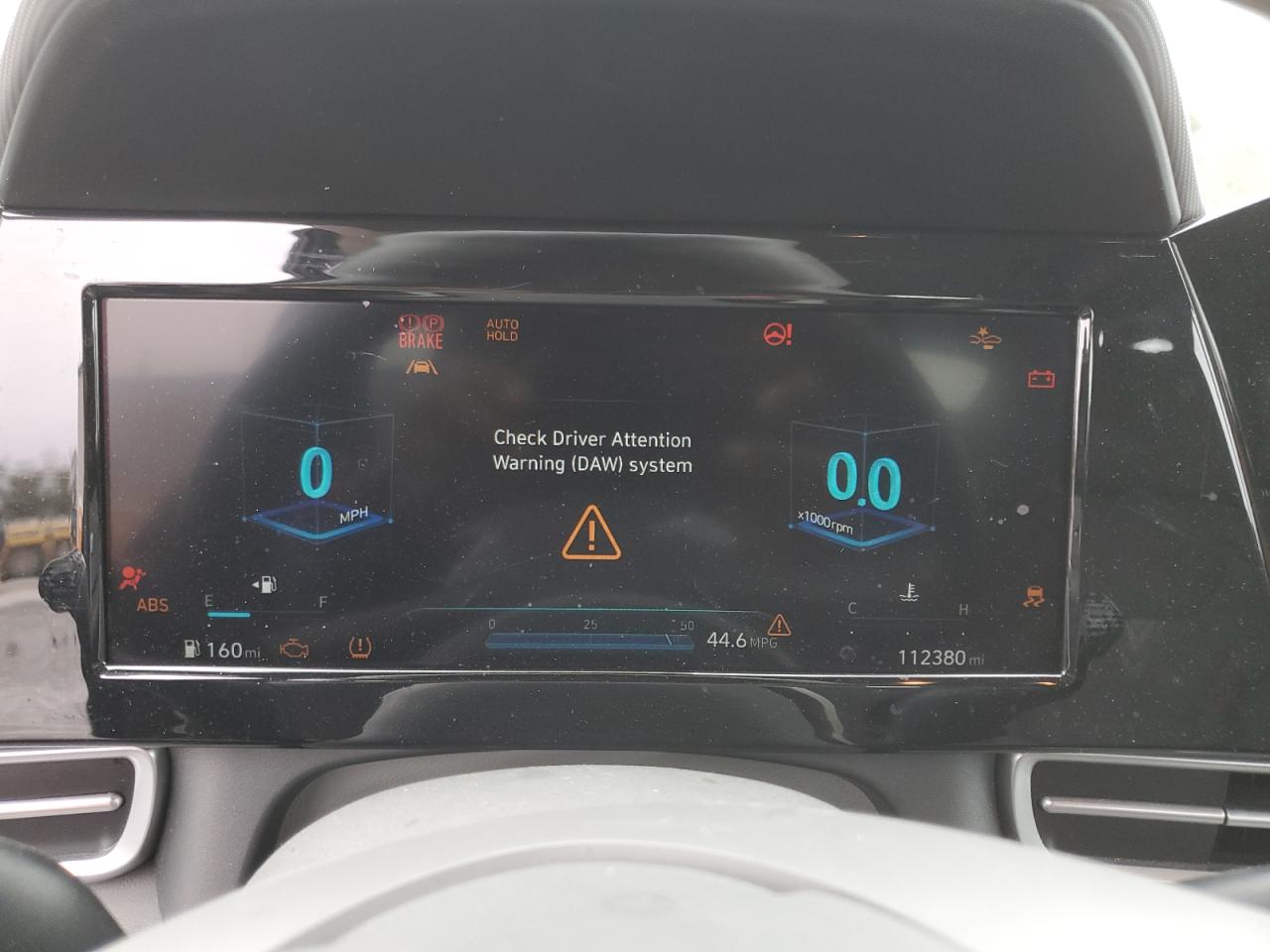 Hyundai ELANTRA Sel Image 4