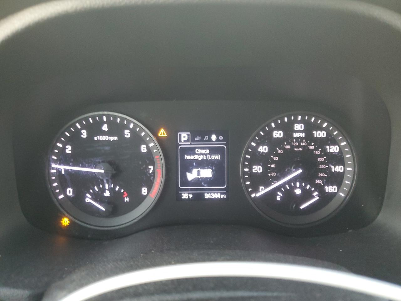 Hyundai TUCSON Se Image 8