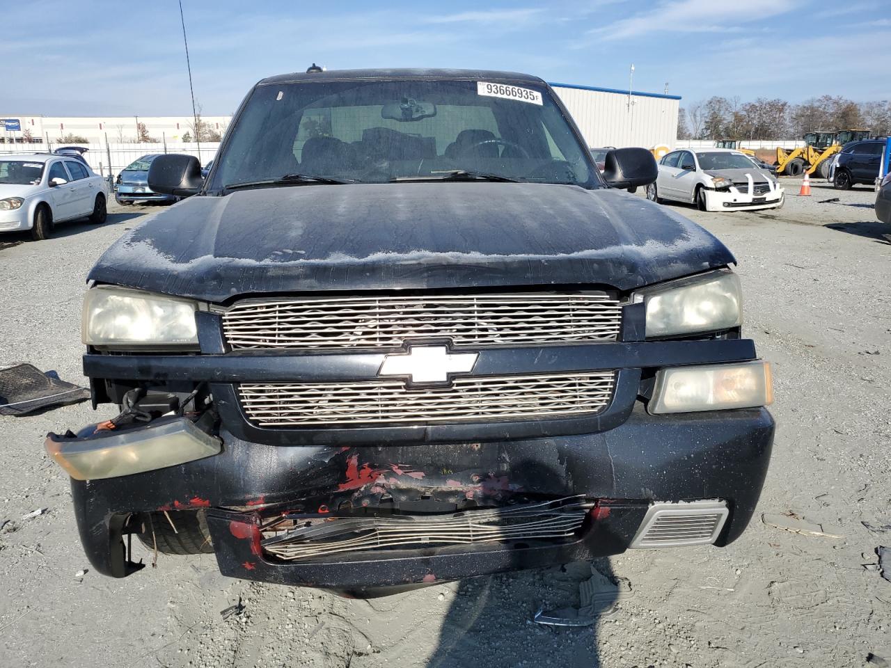 Chevrolet Silverado K1500 Image 6