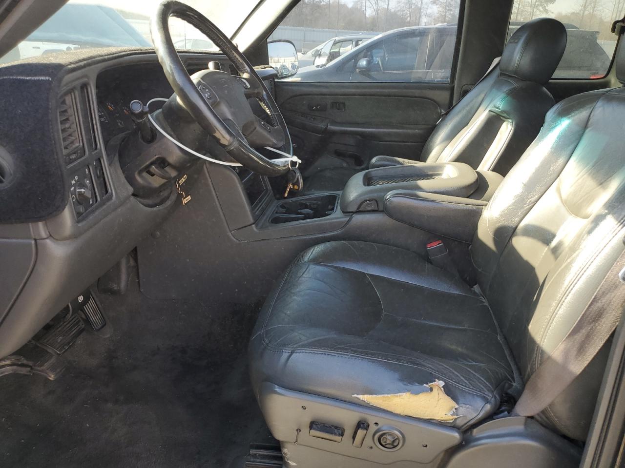 Chevrolet Silverado K1500 Image 9