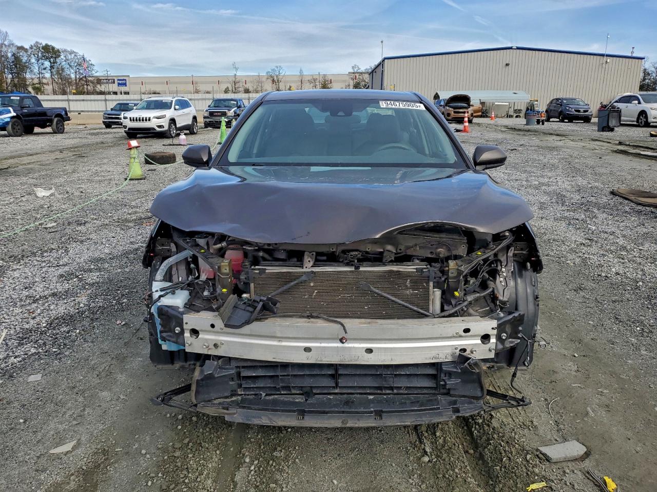 Toyota Camry Le Image 11