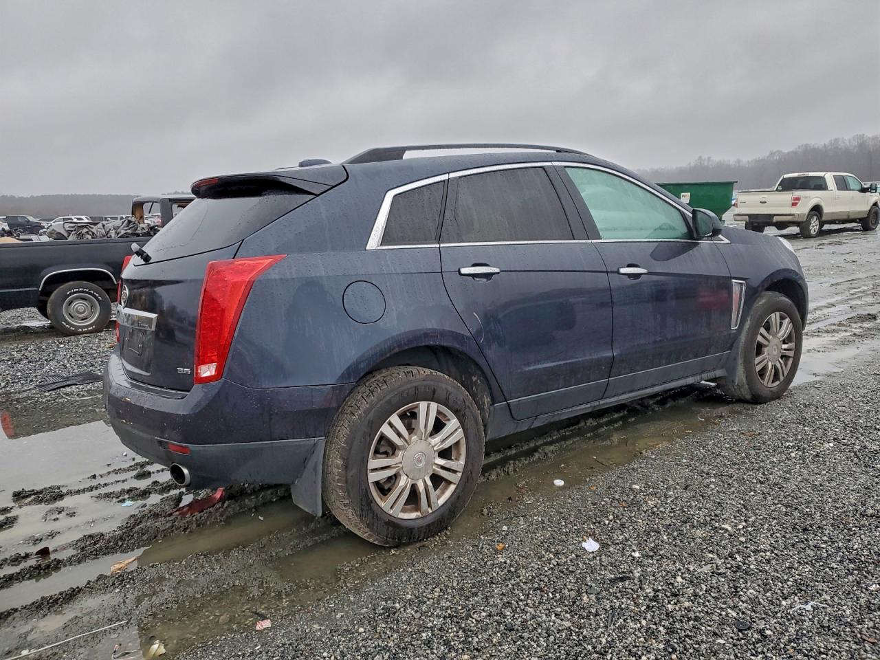 Cadillac SRX Image 4