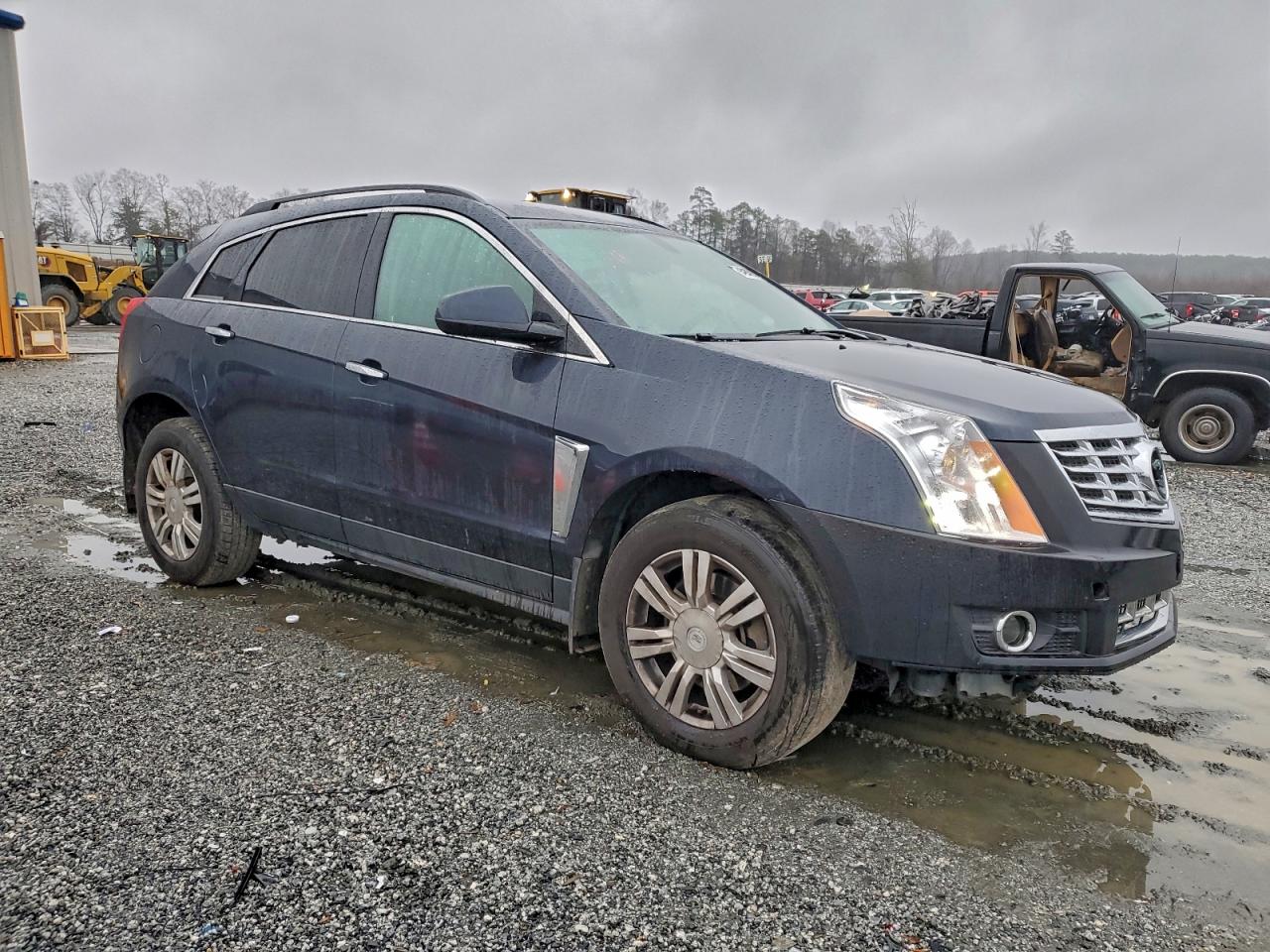Cadillac SRX Image 2
