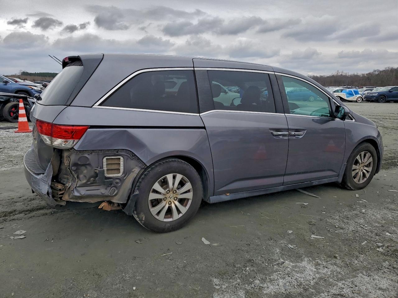 Honda Odyssey Ex Image 6