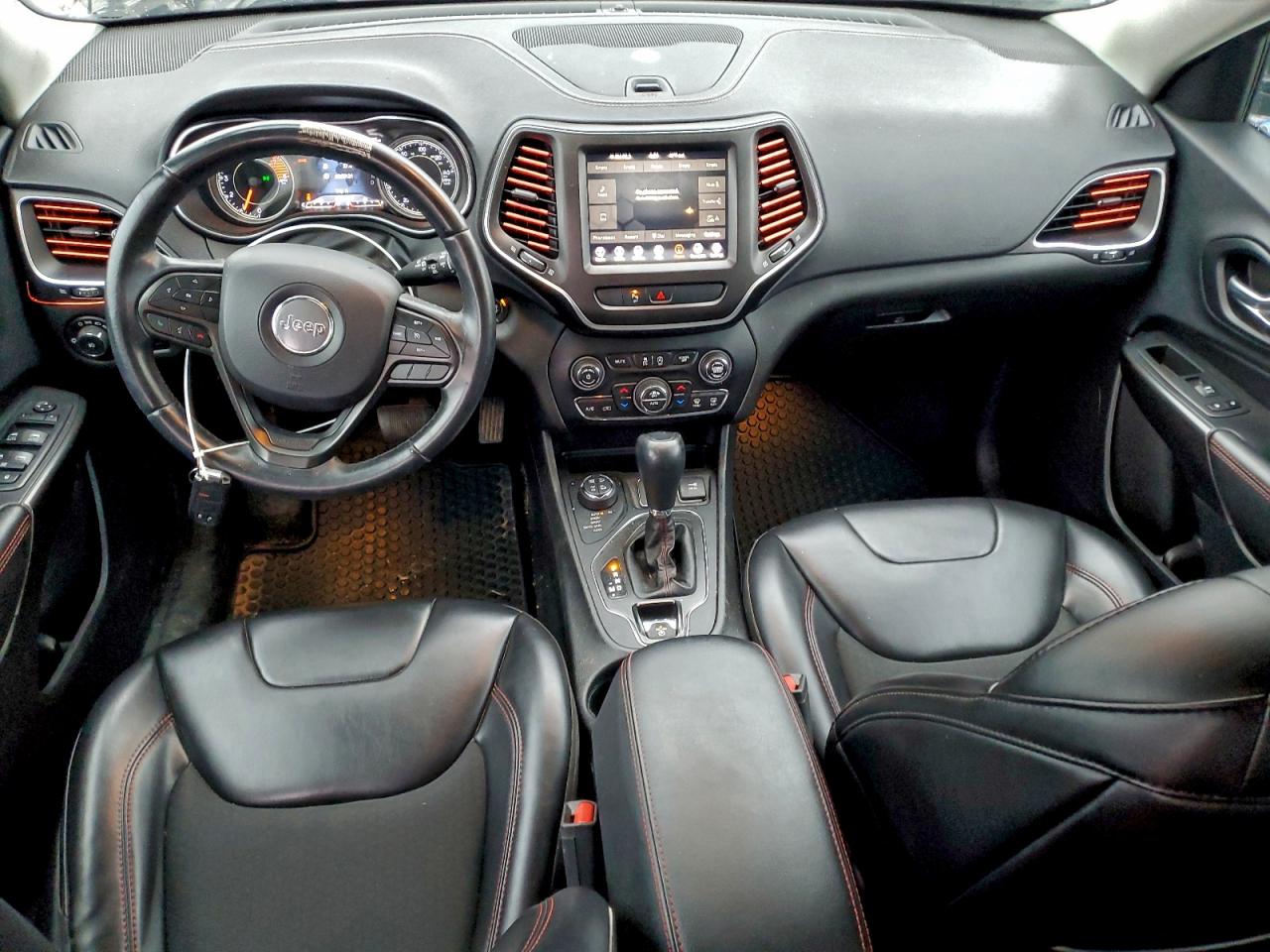 Jeep Cherokee Trailhawk Image 5