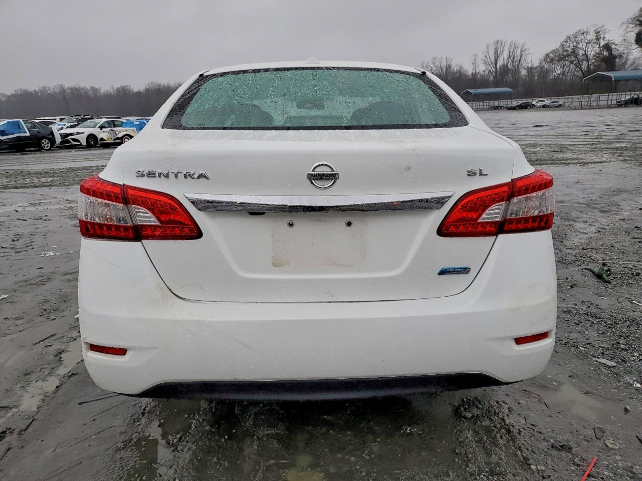 Nissan Sentra S Image 7