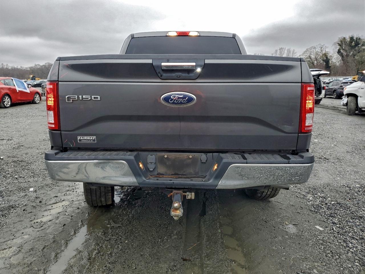 Ford F-150 Supercrew Image 4