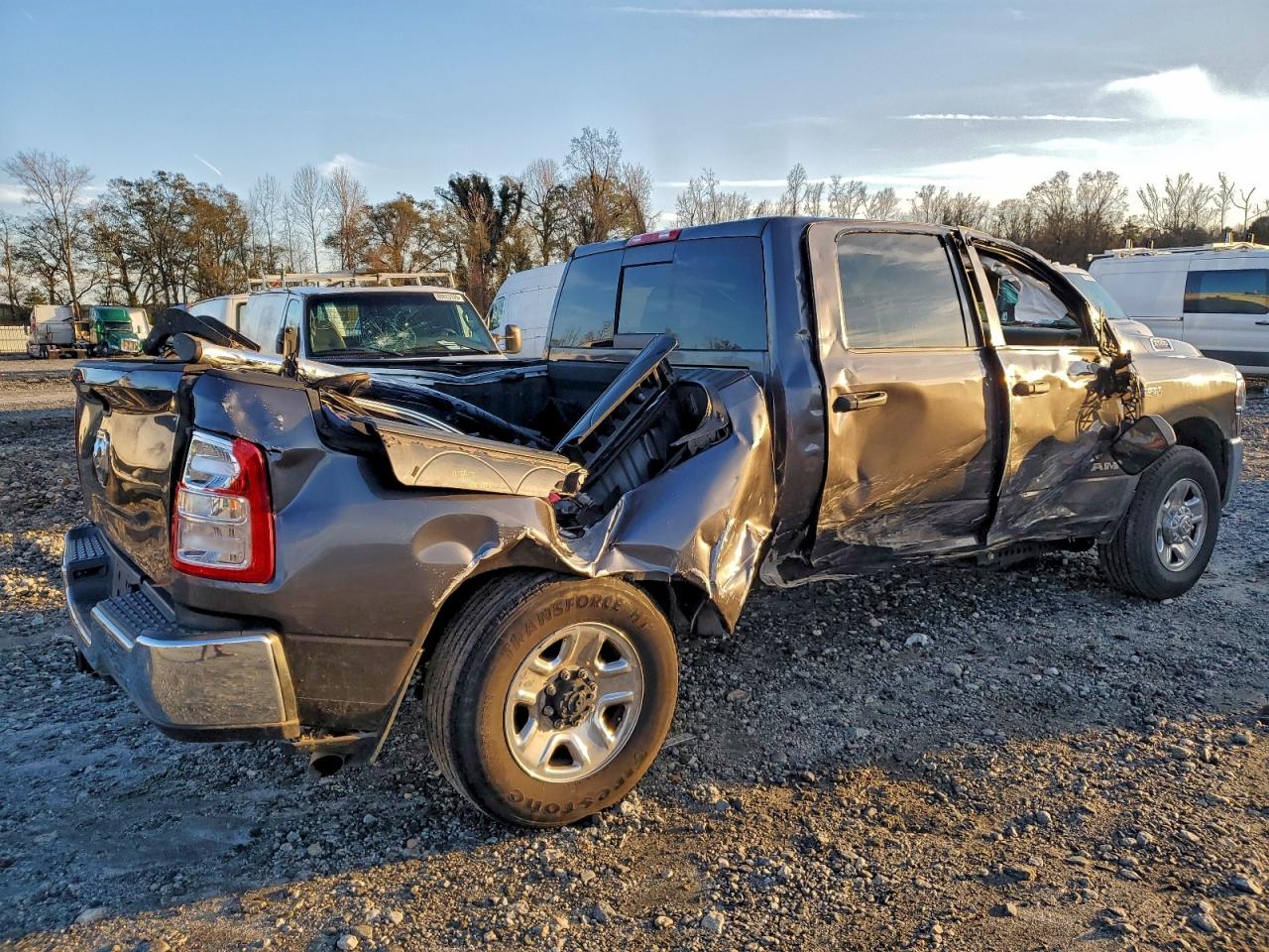 Ram 2500 Tradesman Image 5