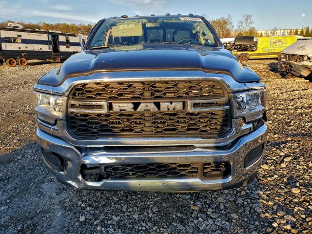 Ram 2500 Tradesman Image 7