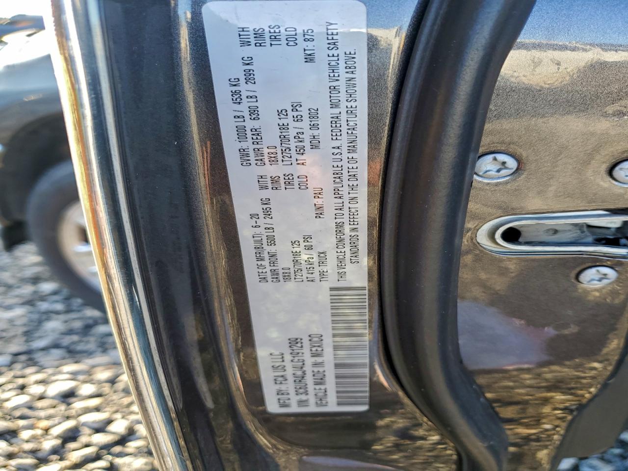 Ram 2500 Tradesman Image 6