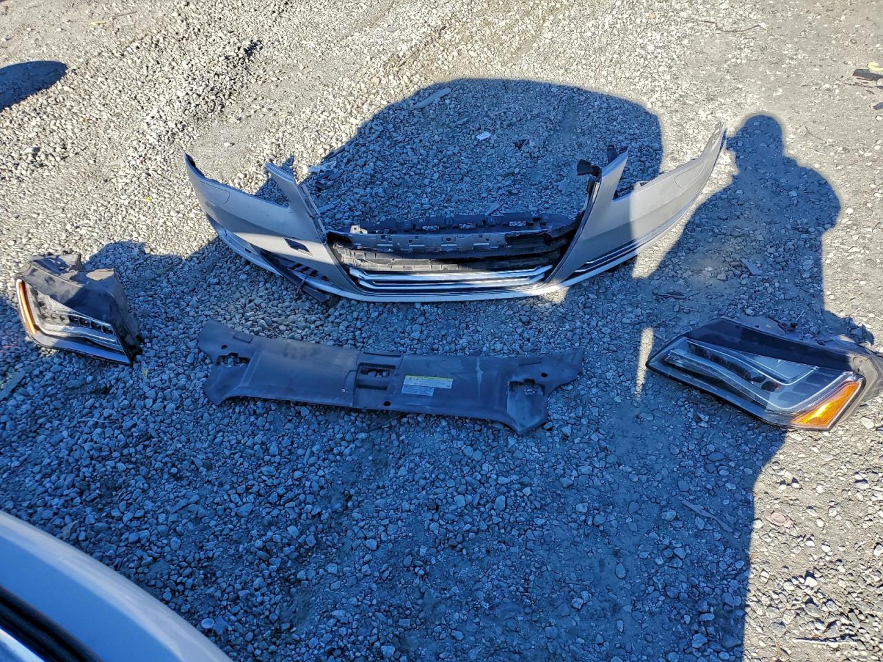 Audi A8 L Quattro Image 12