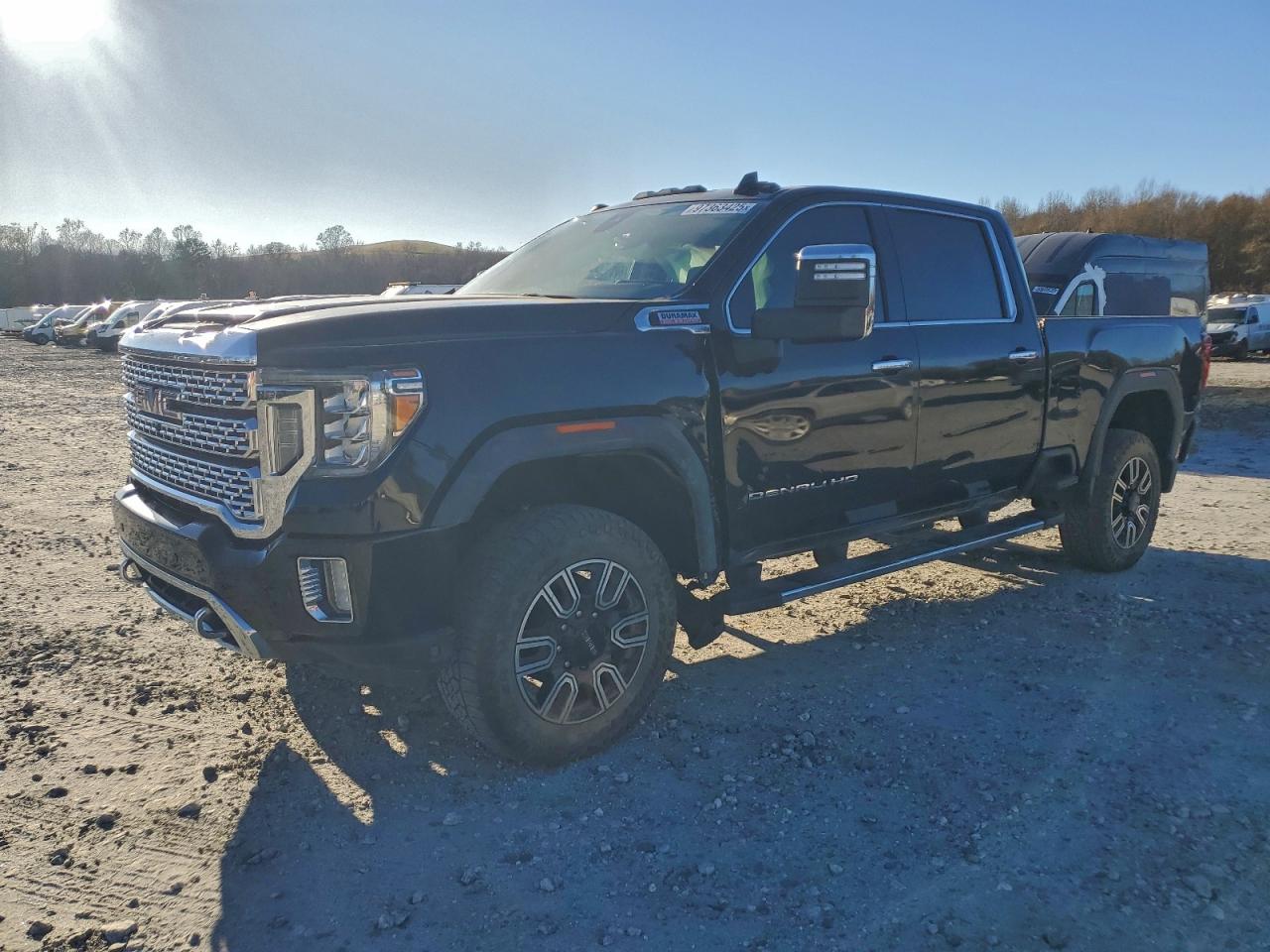 GMC Sierra K2500 Denali Image 1