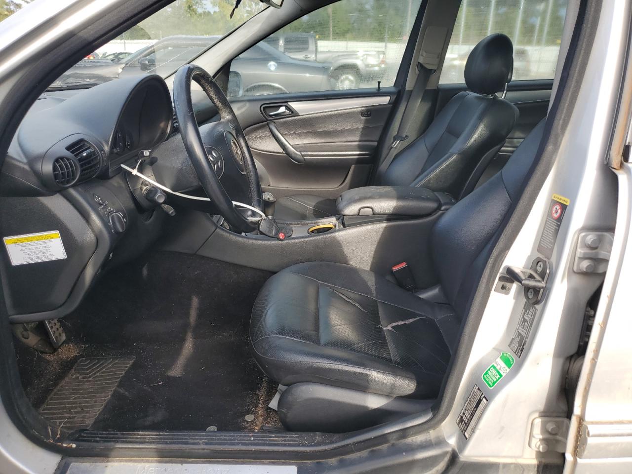 Mercedes-Benz C-Class 230k Sport Sedan Image 9