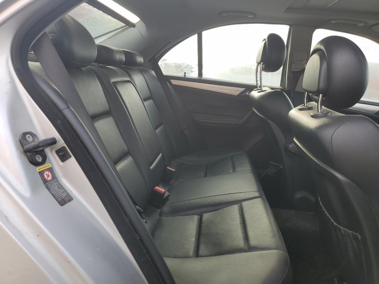 Mercedes-Benz C-Class 230k Sport Sedan Image 10