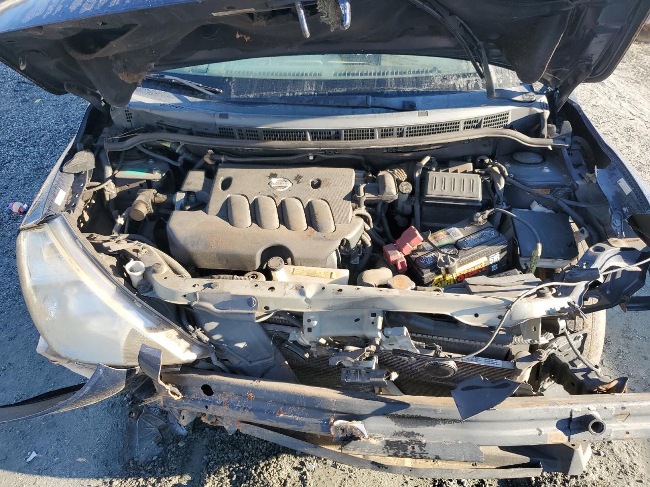 Nissan Versa S Image 11