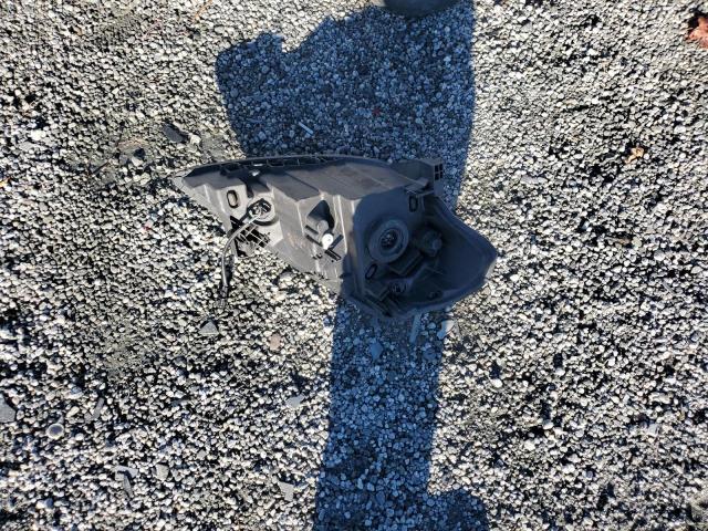 Nissan Versa S Image 12