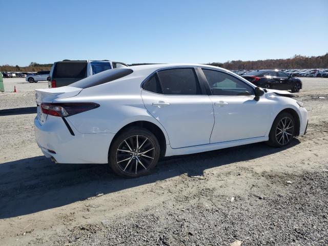 Toyota Camry Se Night Shade Image 9