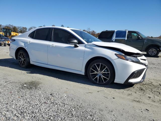 Toyota Camry Se Night Shade Image 8