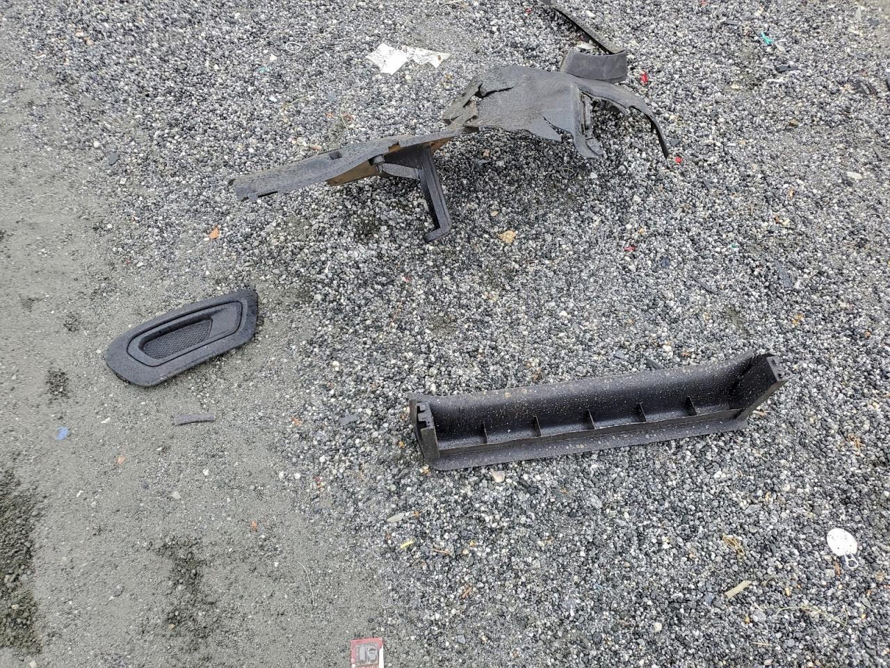 Toyota Corolla Base Image 10