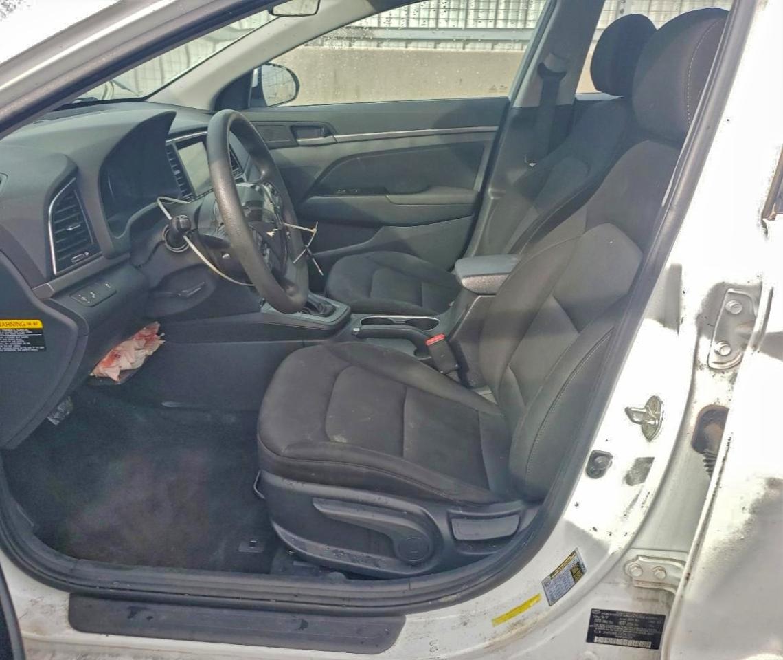 Hyundai ELANTRA Sel Image 7