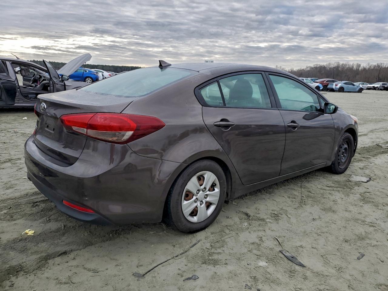 Kia Forte Lx Image 7