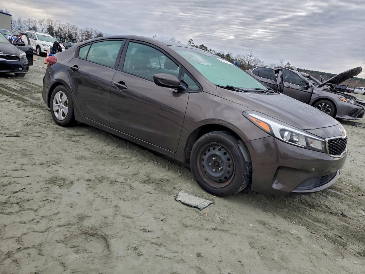 Kia Forte Lx Image 4