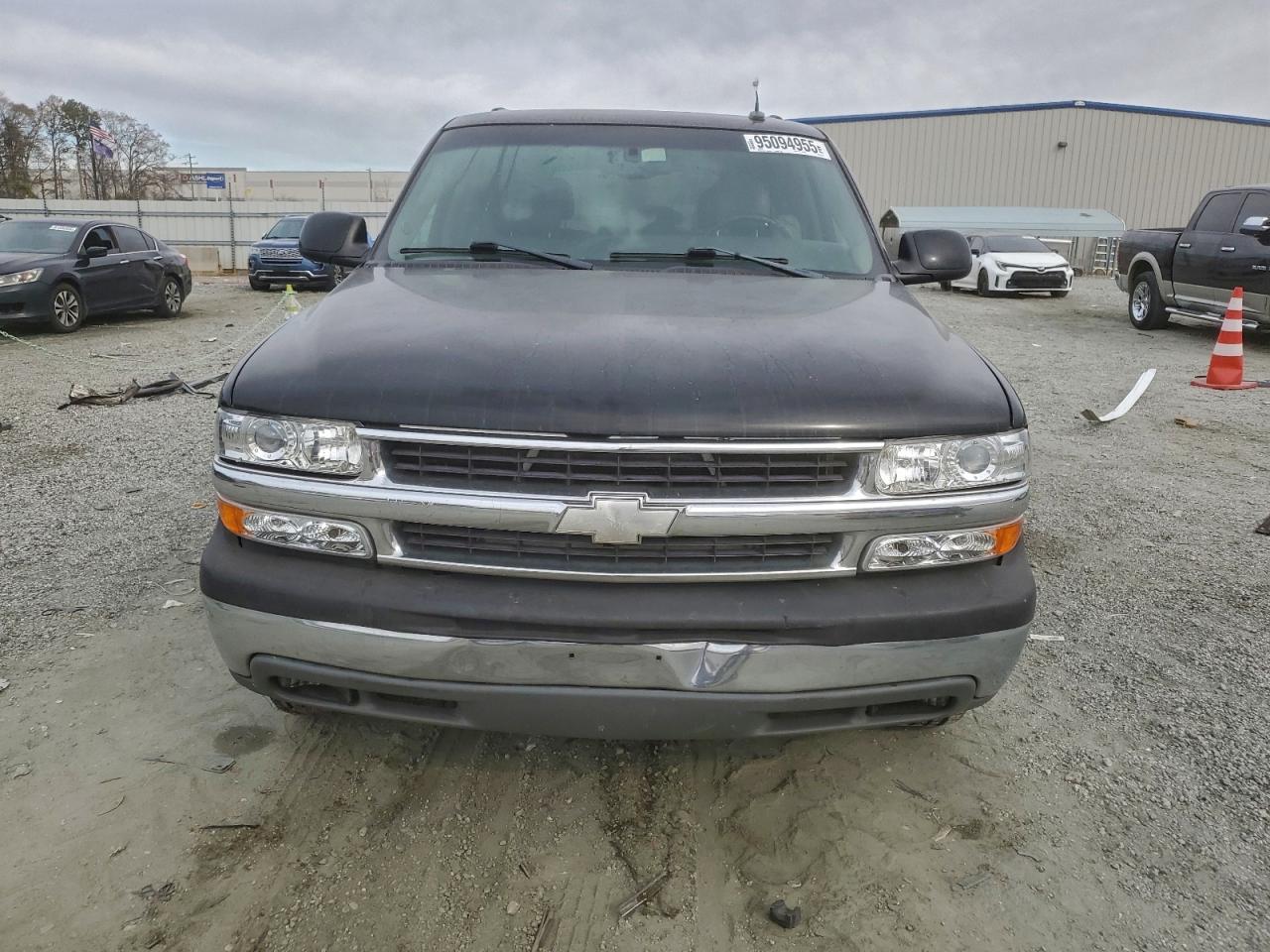 Chevrolet Tahoe C1500 Image 6