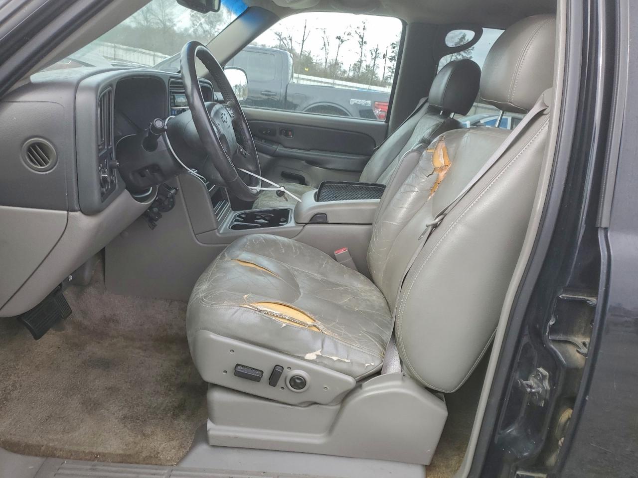 Chevrolet Tahoe C1500 Image 9