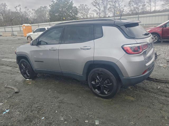 Jeep Compass Latitude Image 8