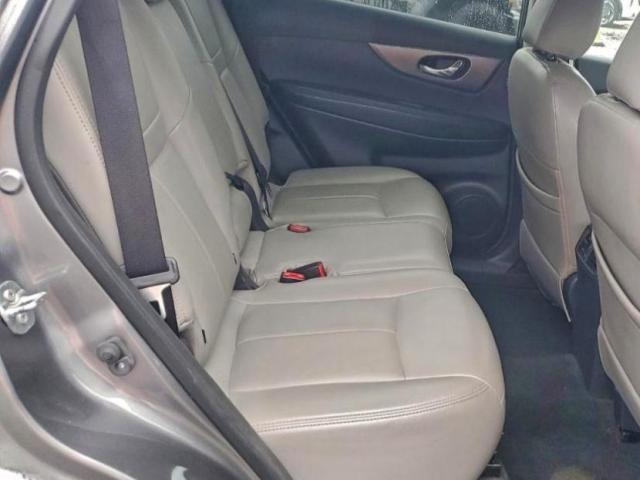 Nissan Rogue S Image 7