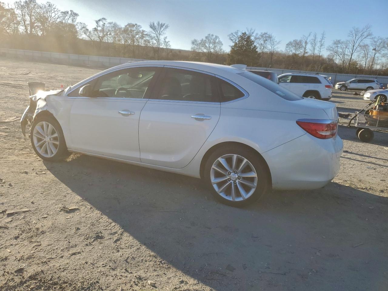 Buick Verano Image 2