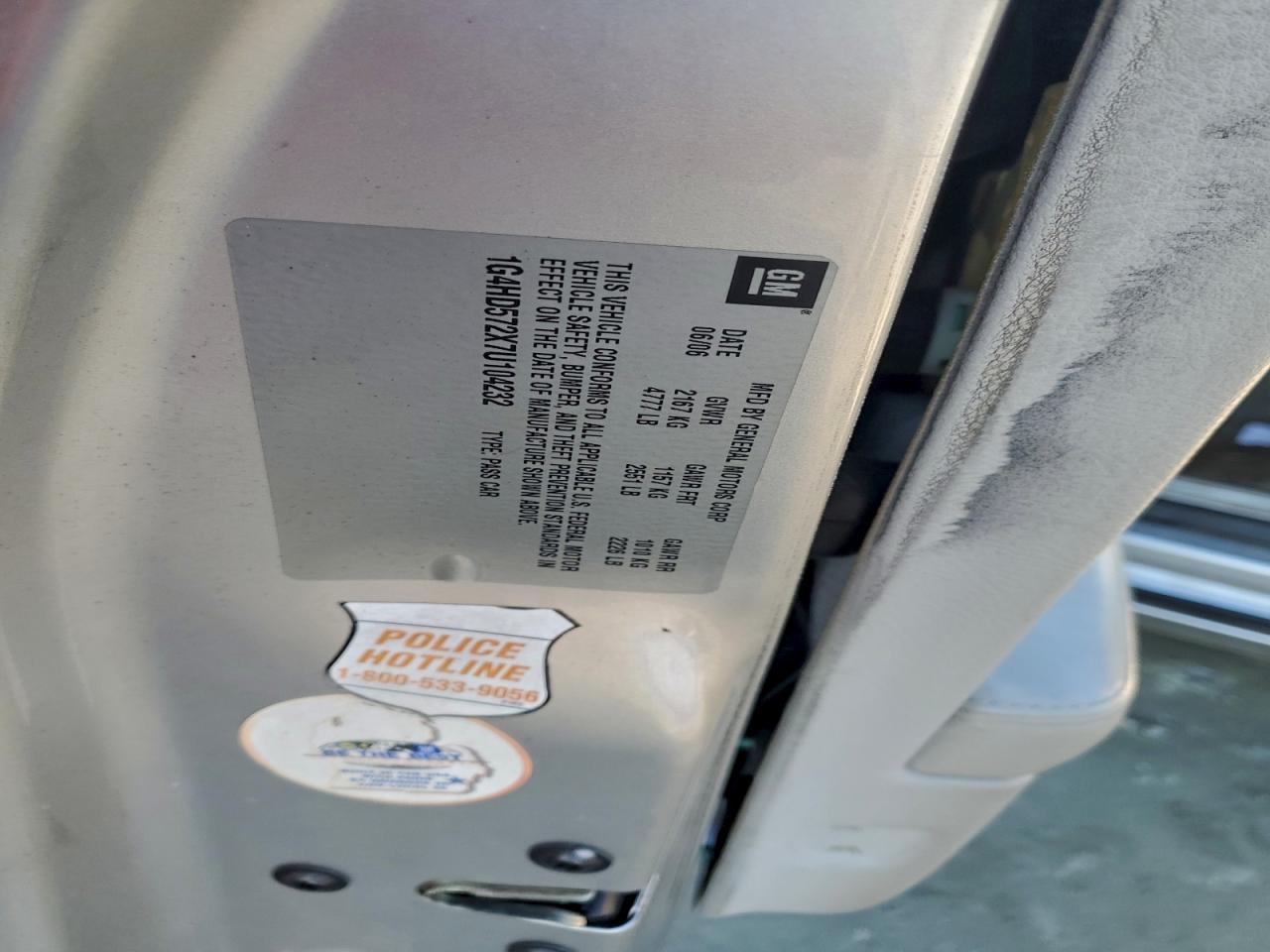 Buick Lucerne Cxl Image 6