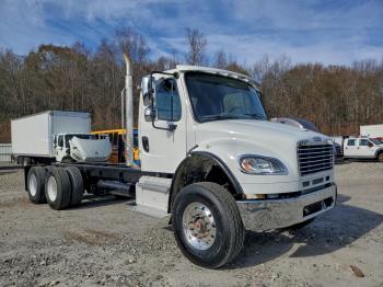  Salvage Freightliner M2 106 Med
