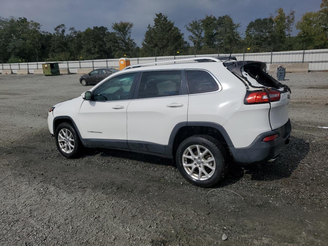 Jeep Grand Cherokee Latitude Image 6