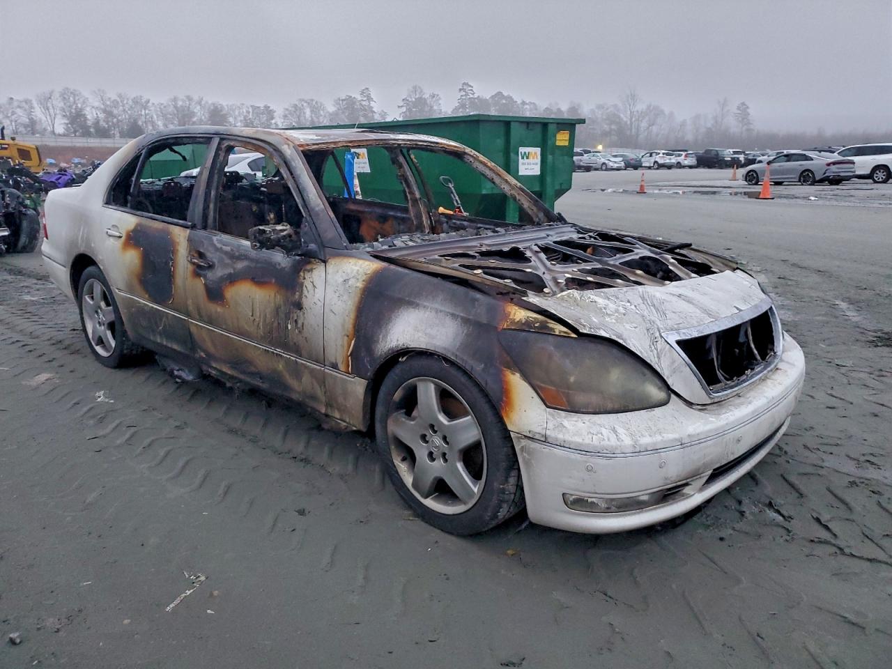 Lexus LS 430 Image 2