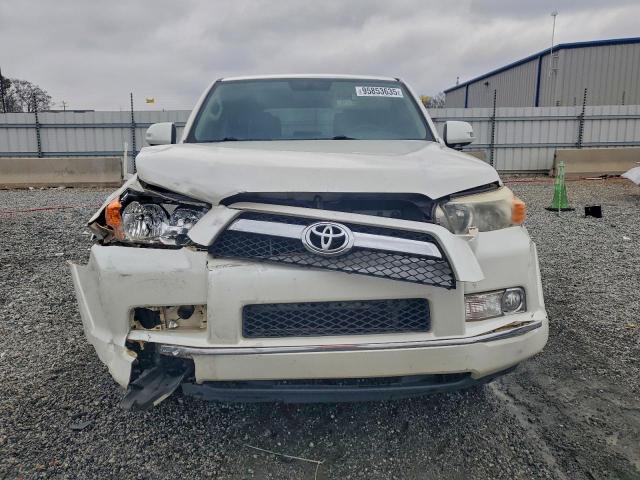 Toyota 4Runner Sr5 Image 4