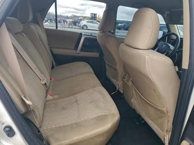 Toyota 4Runner Sr5 Image 3