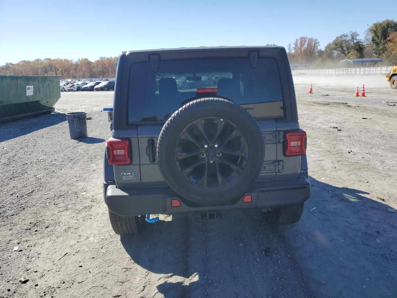 Jeep Wrangler Sahara 4xe Image 8