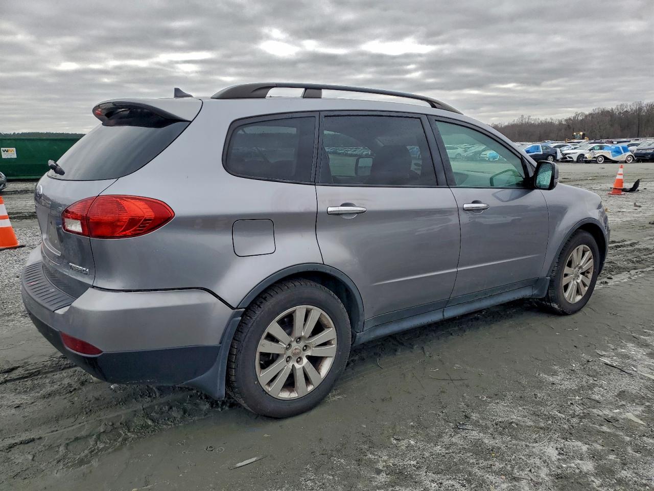Subaru Tribeca Limited Image 2