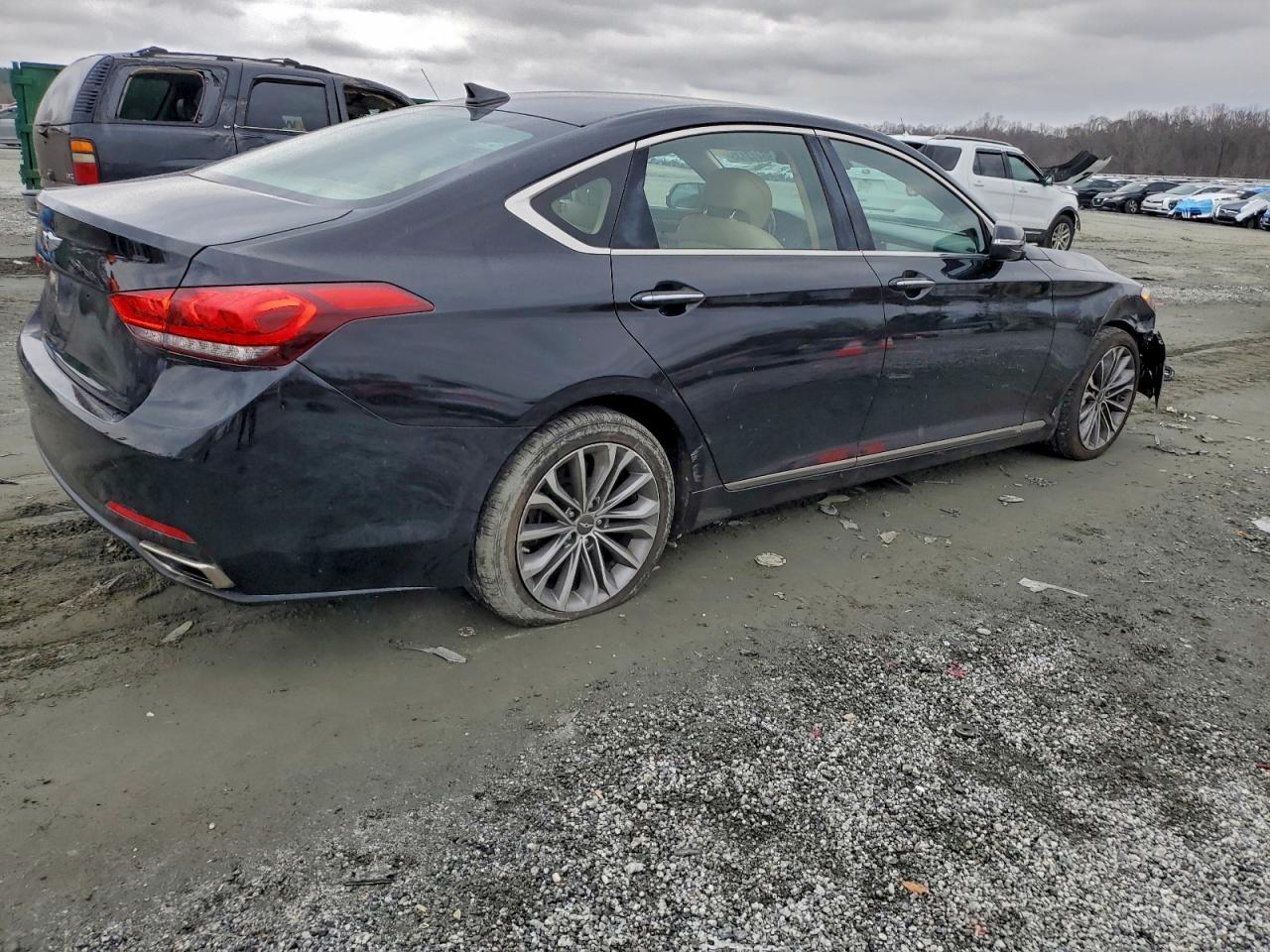Hyundai Genesis 3.8l Image 5