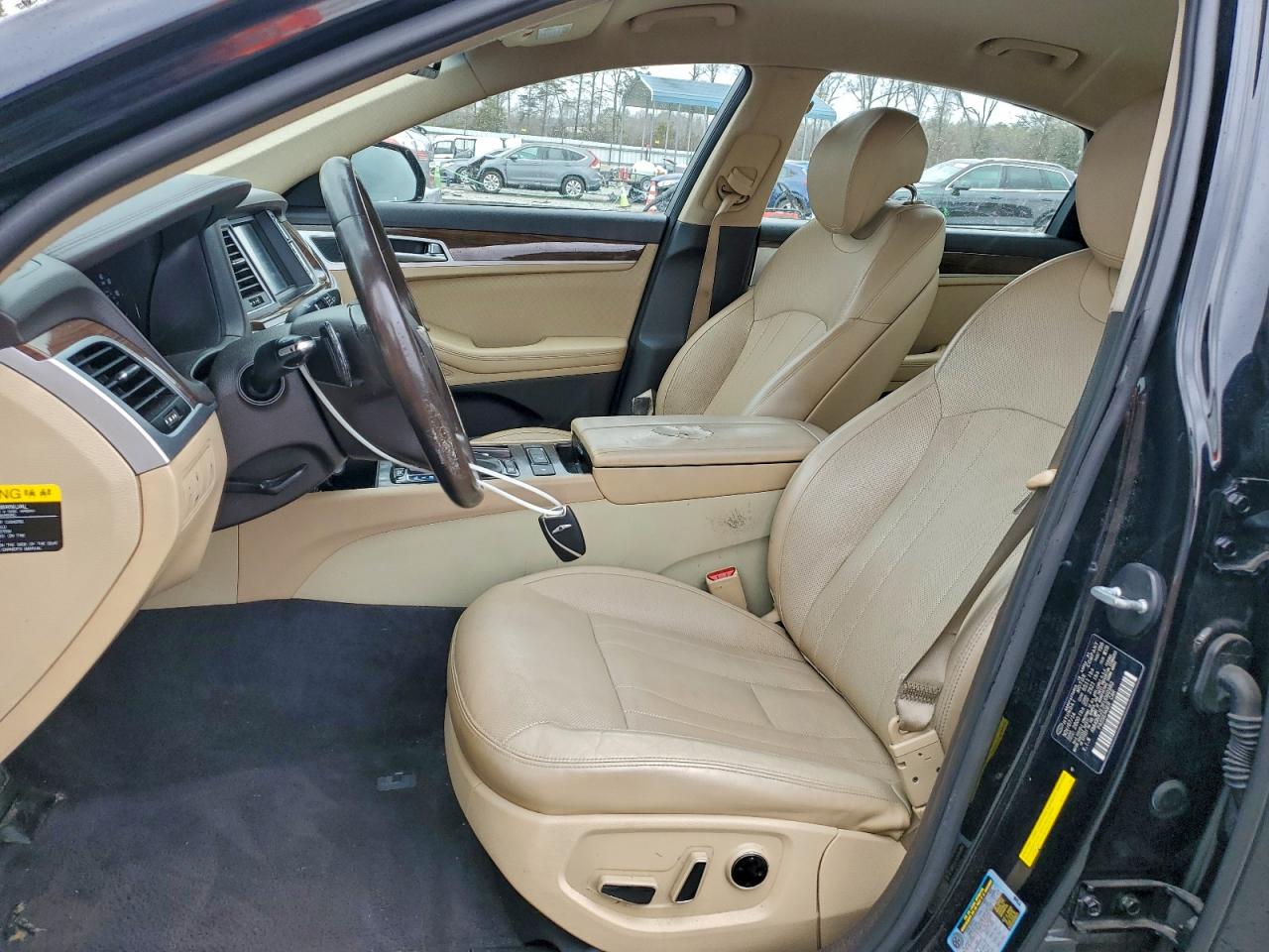 Hyundai Genesis 3.8l Image 7
