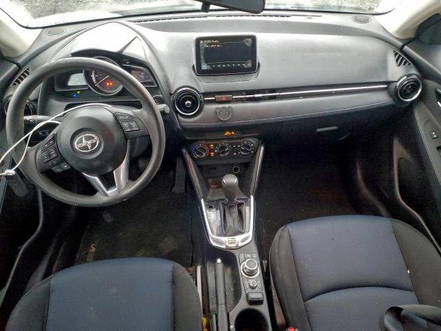 Toyota Scion Image 4