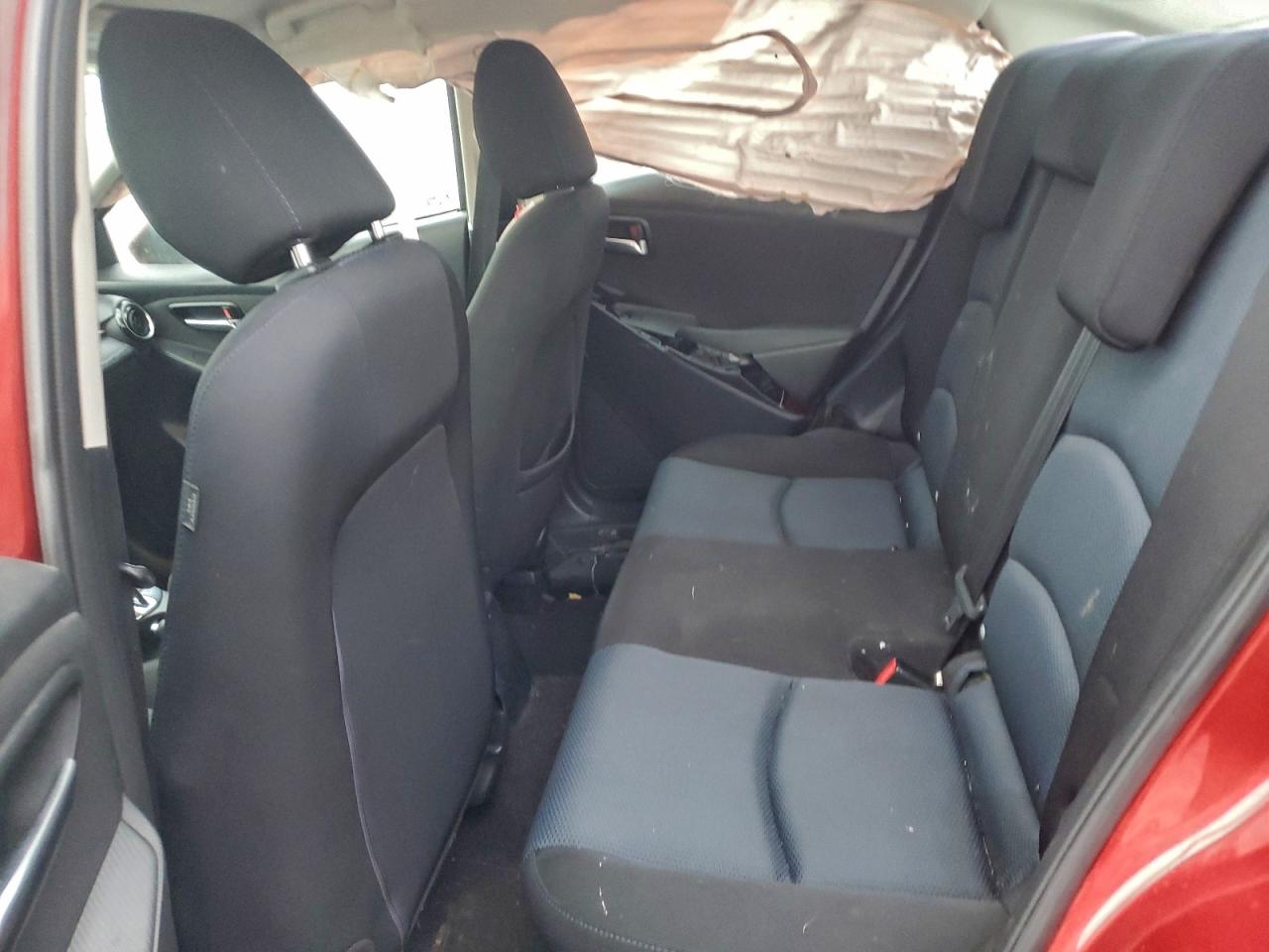 Toyota Scion Image 9